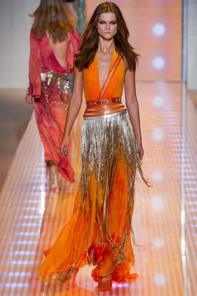 Look 49